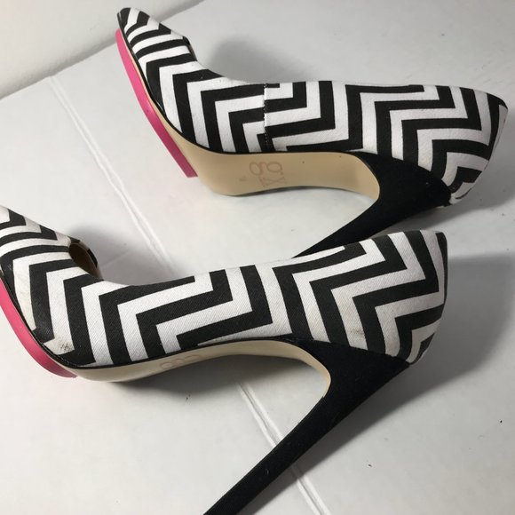 Ladies New Gwen Stefani Heels 7M - Picture 9 of 15
